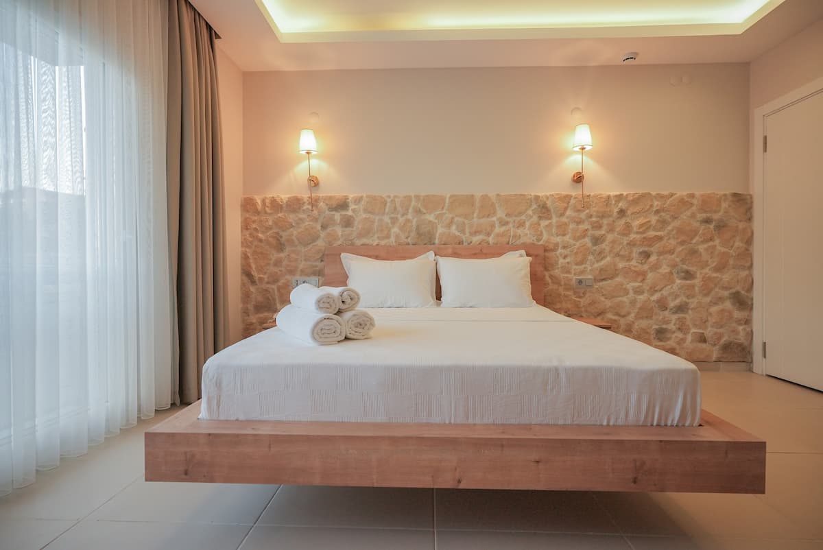 Soul House Kuşadası Room 5 as shown on Airbnb